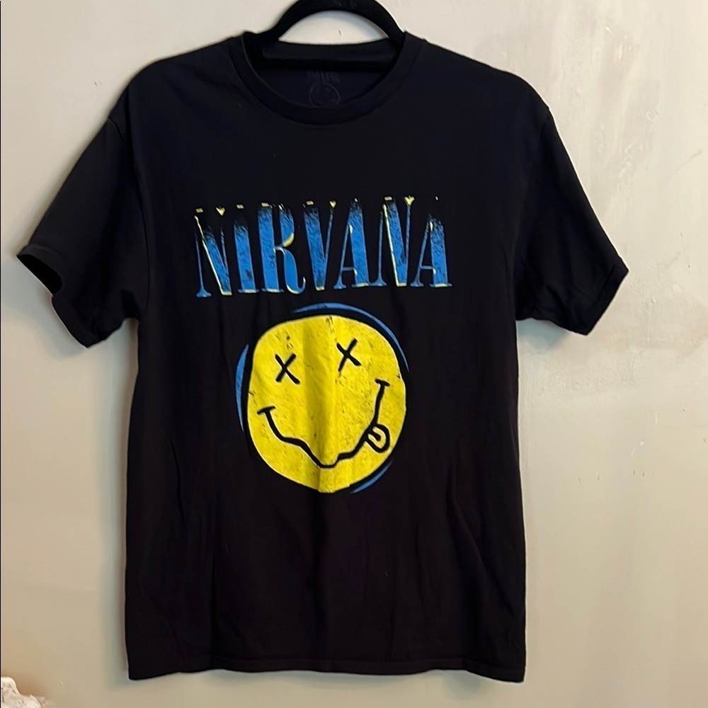 Nirvana Band Tee Graphic Grunge Black Short Sleeve Smiley Logo Crewneck Size M
